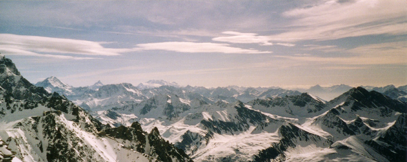 La valle di Courmayeur e le cime che la circondano