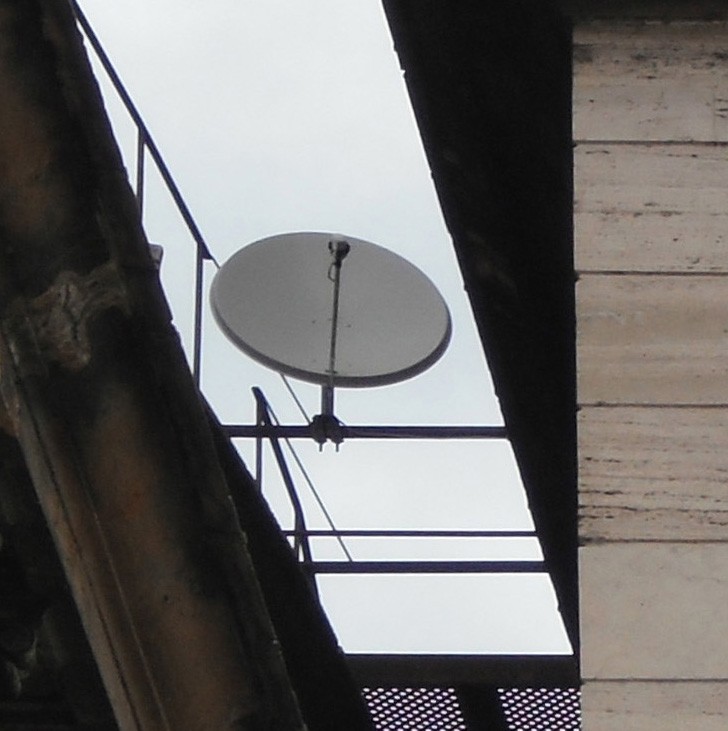 Satellite Dish on the Basilica of St. Paul (Rome, 20 June 2009)