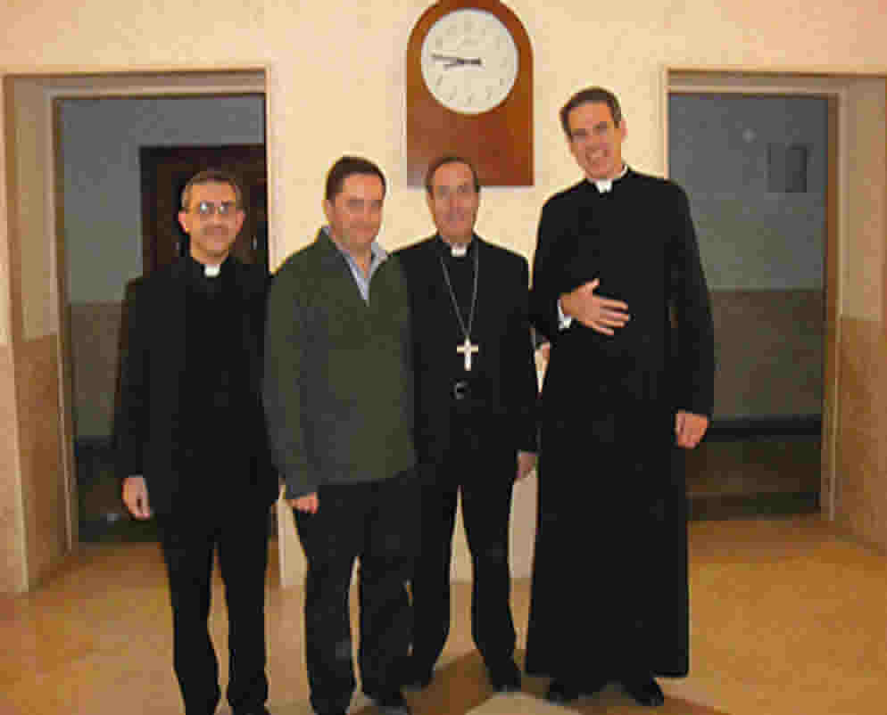 Il Arcivescovo di Pamplona visita il Collegio